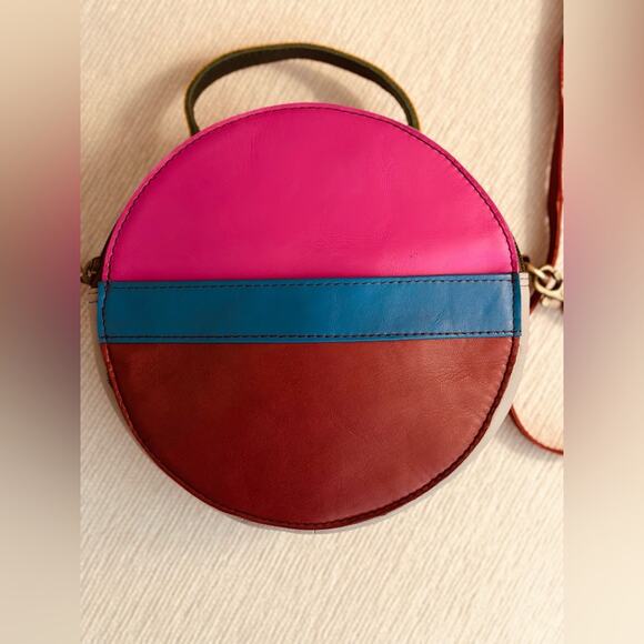 Soruka Pink, Teal, Maroon & Gray Crossbody Purse w/ Dusting Bag. NWOT - Picture 12 of 12